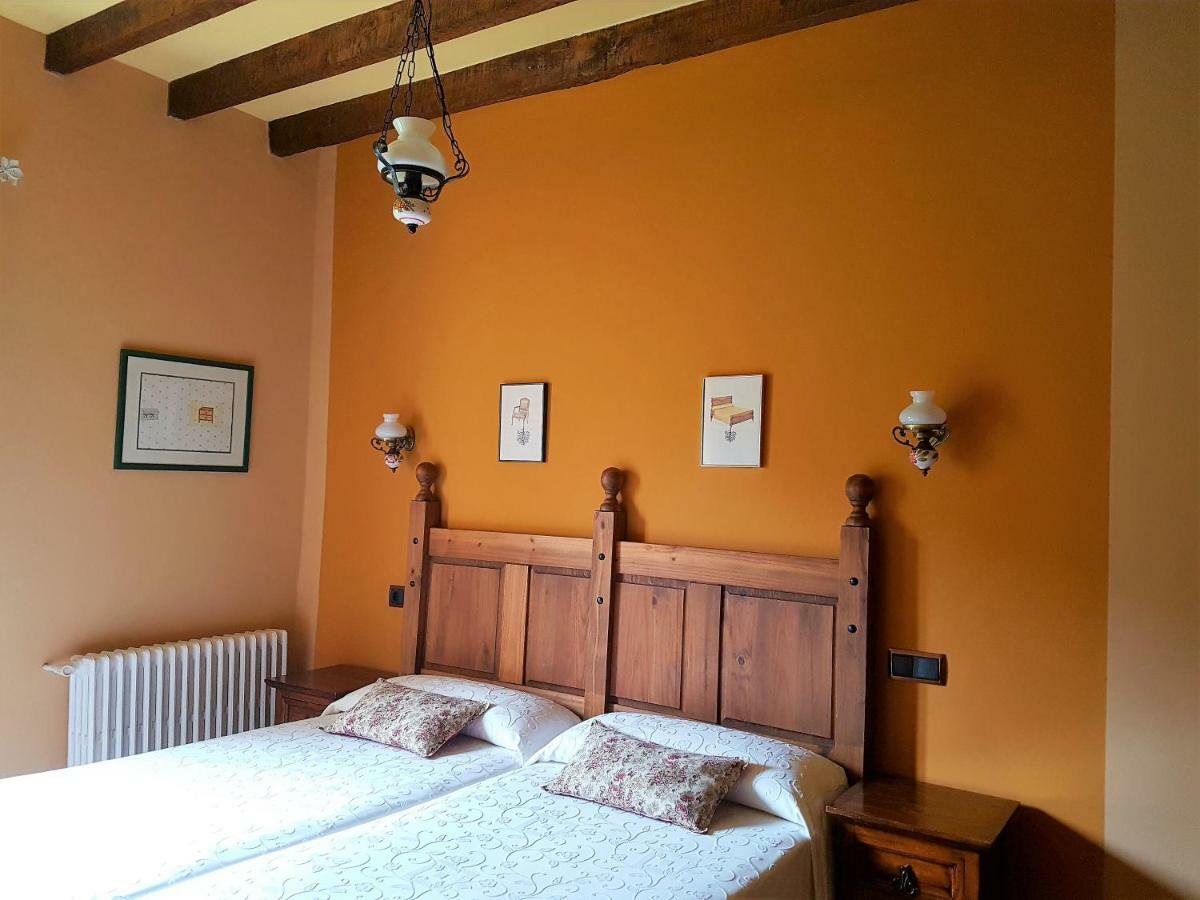 Affittacamere La Casona De Sames Esterno foto