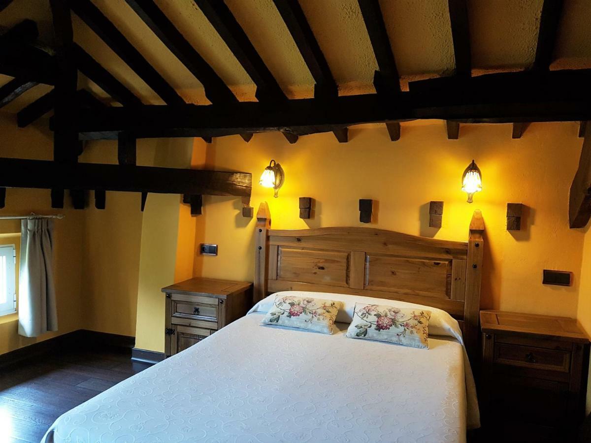 Affittacamere La Casona De Sames Esterno foto