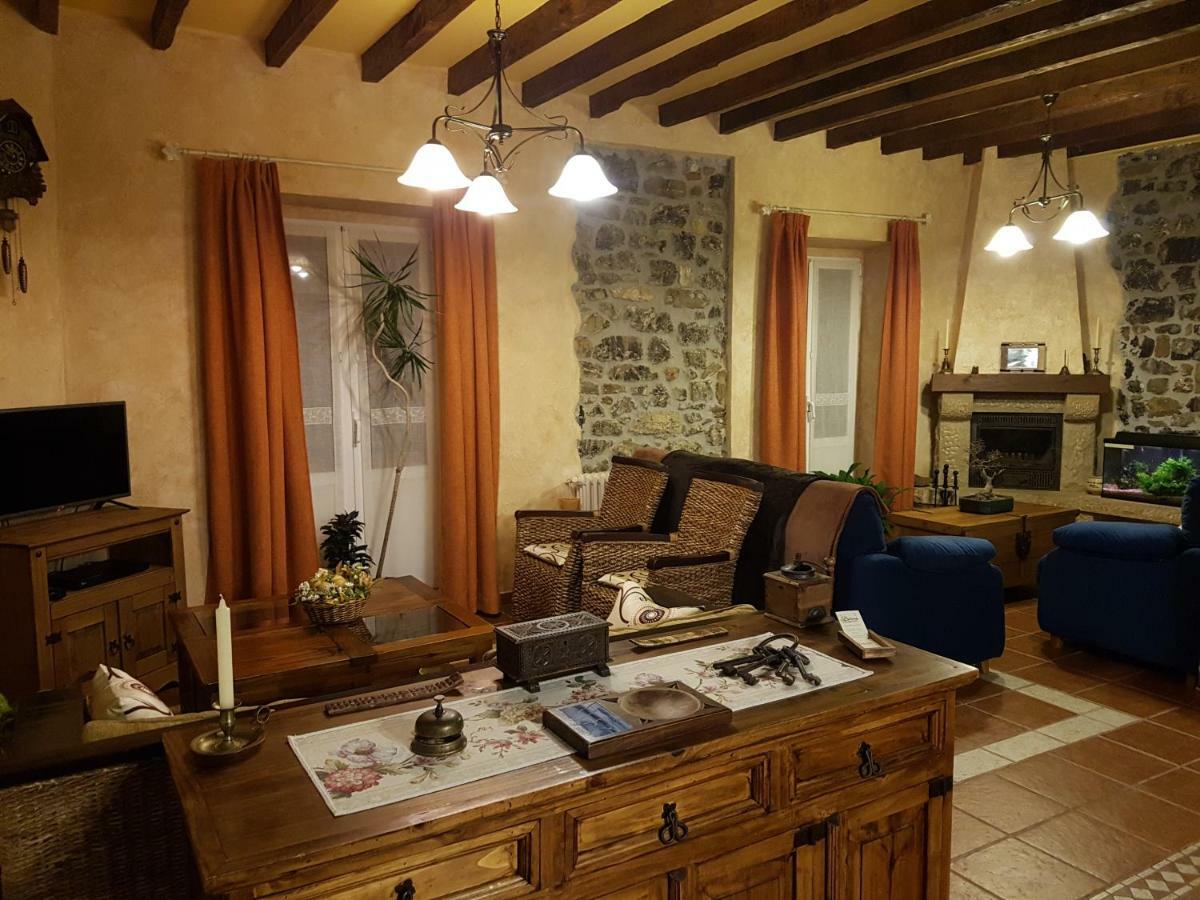 Affittacamere La Casona De Sames Esterno foto
