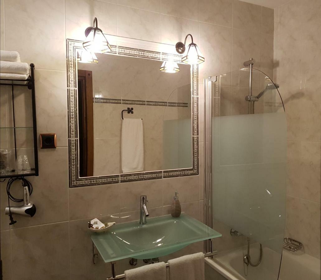 Affittacamere La Casona De Sames Esterno foto