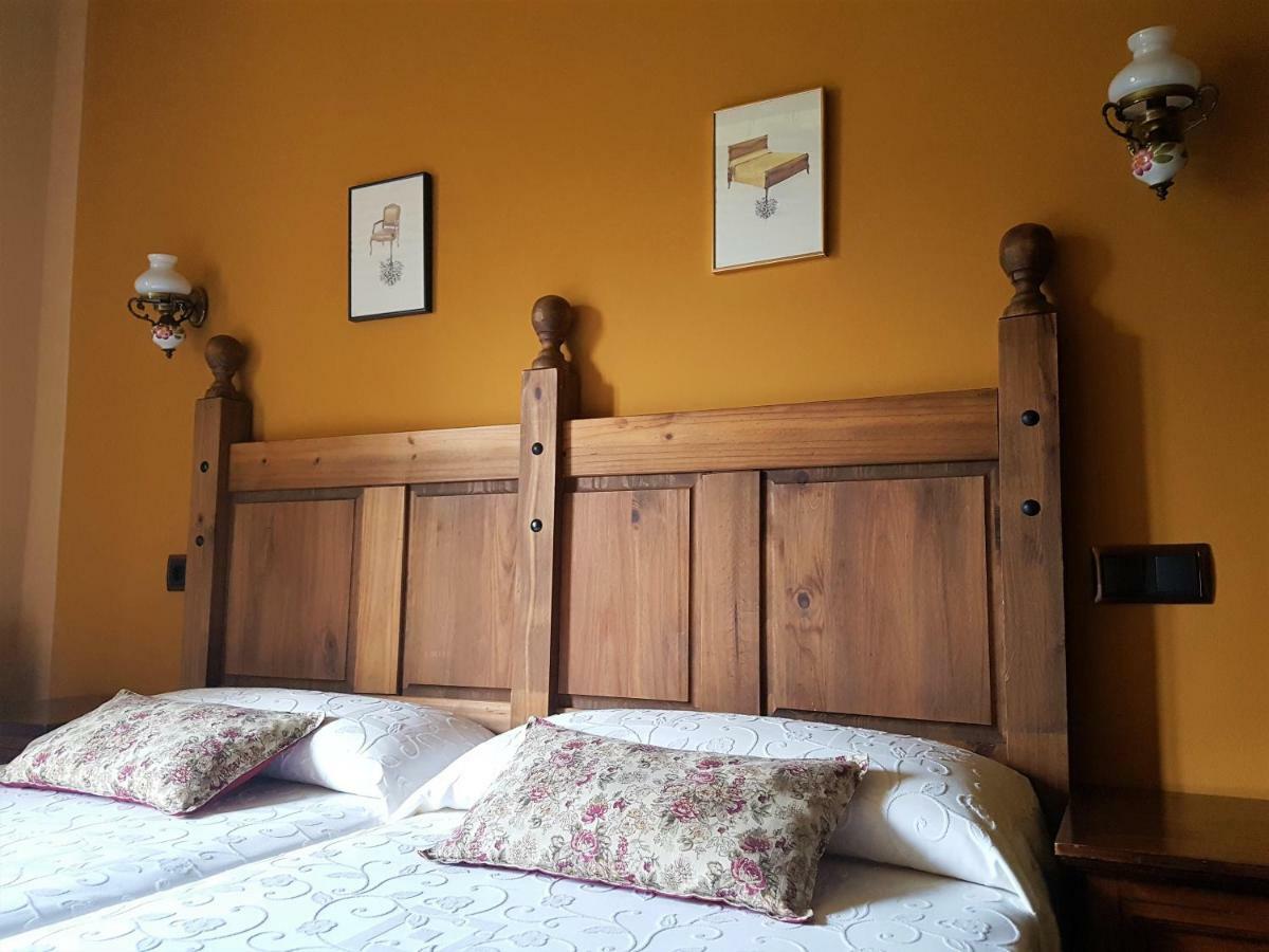 Affittacamere La Casona De Sames Esterno foto