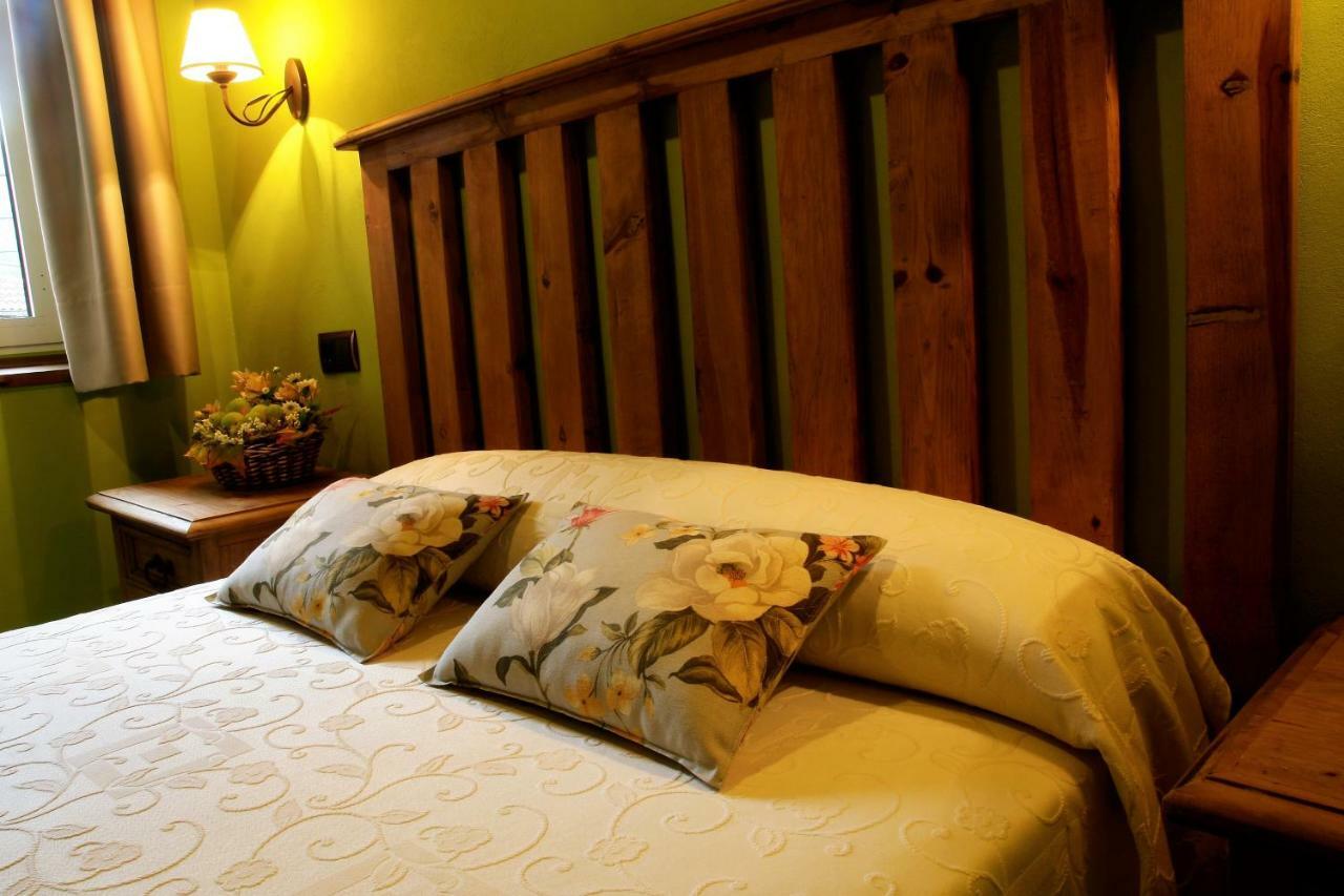 Affittacamere La Casona De Sames Esterno foto