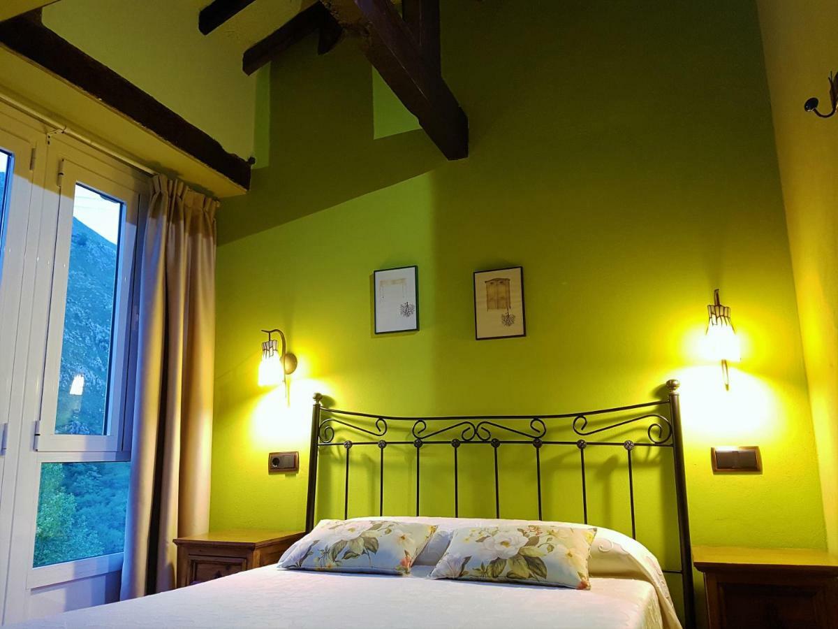 Affittacamere La Casona De Sames Esterno foto