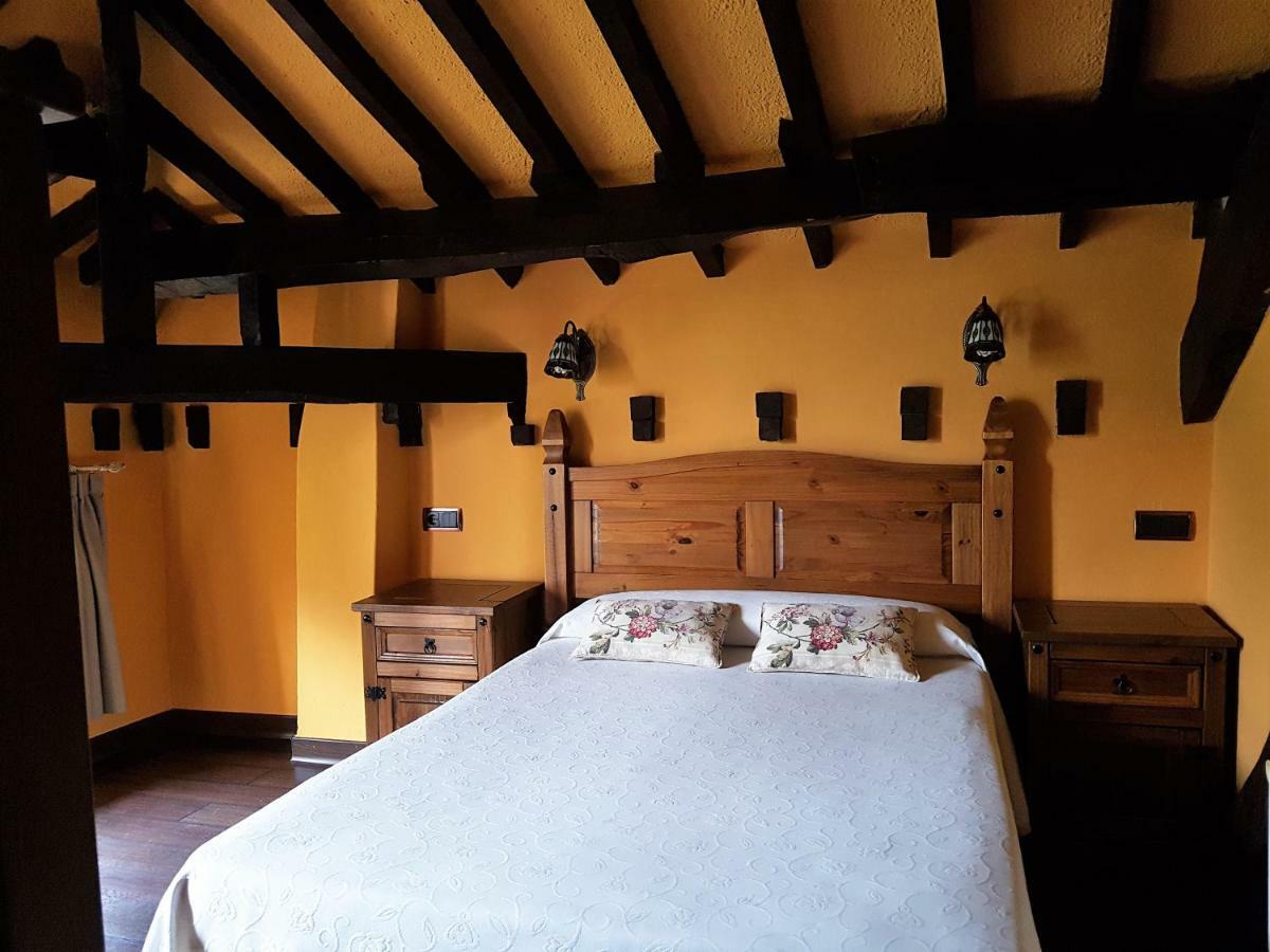 Affittacamere La Casona De Sames Esterno foto