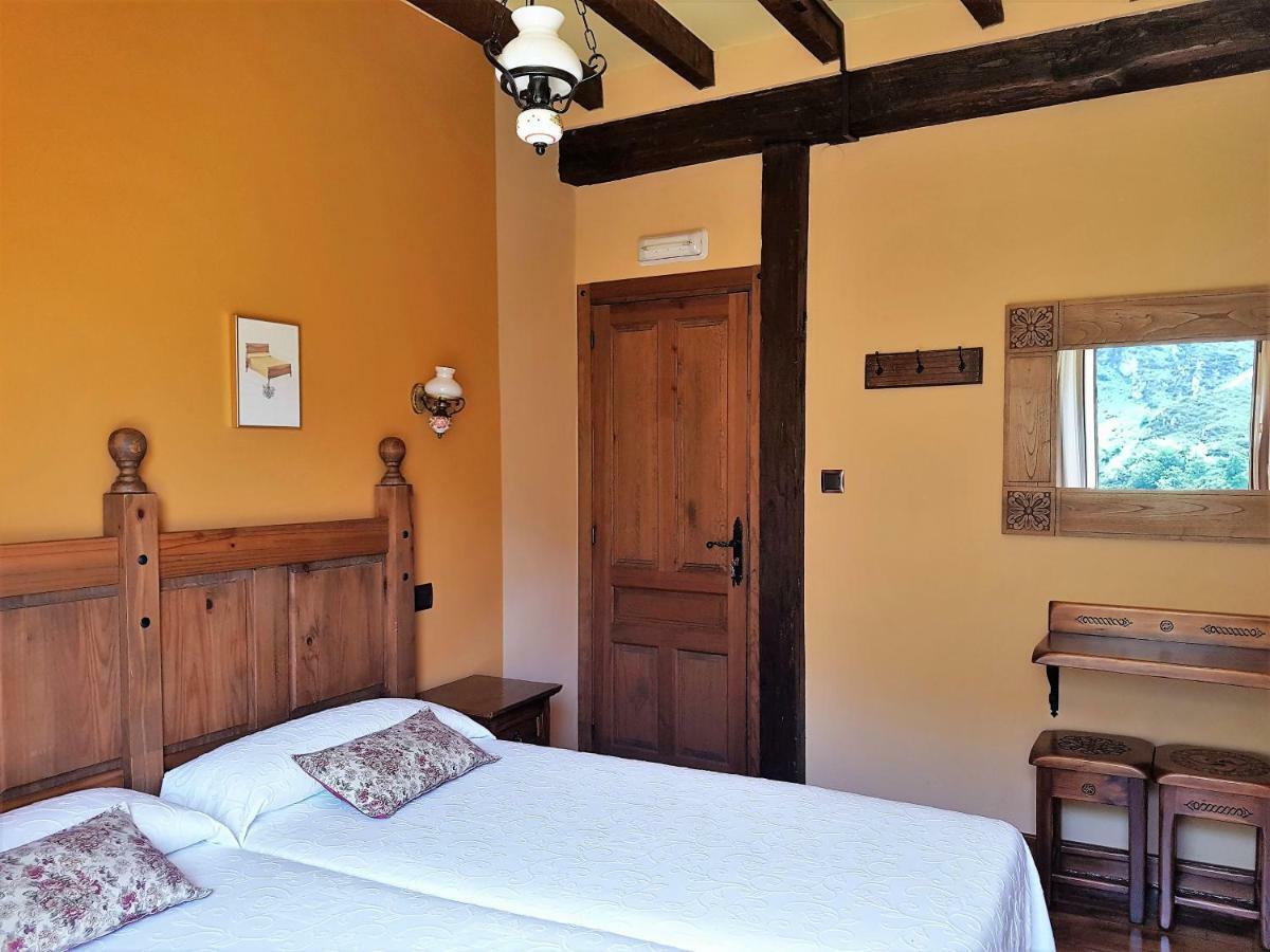 Affittacamere La Casona De Sames Esterno foto