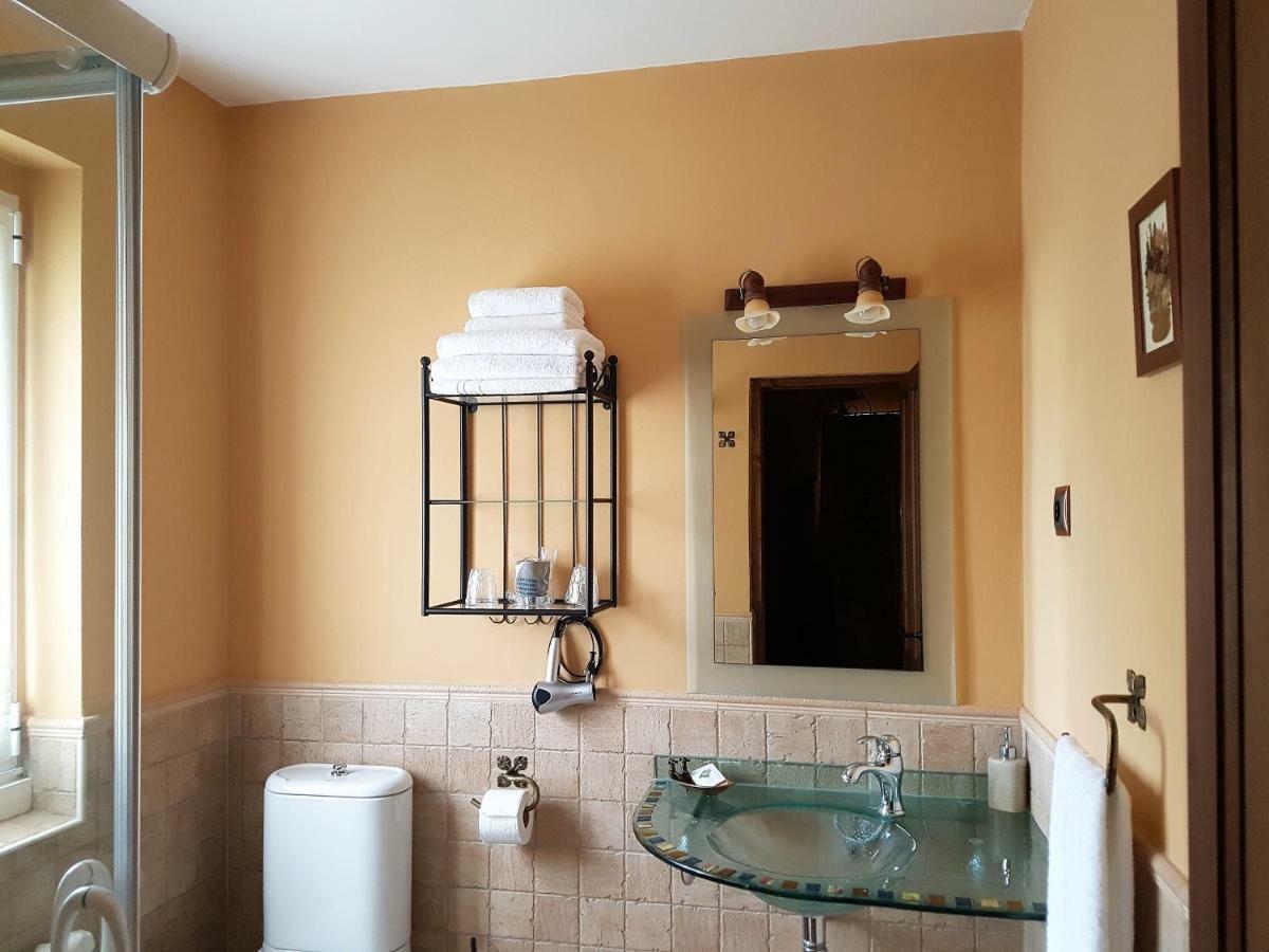 Affittacamere La Casona De Sames Esterno foto