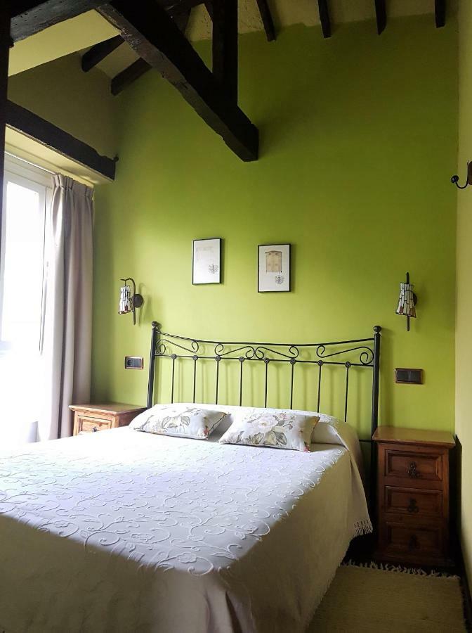 Affittacamere La Casona De Sames Esterno foto