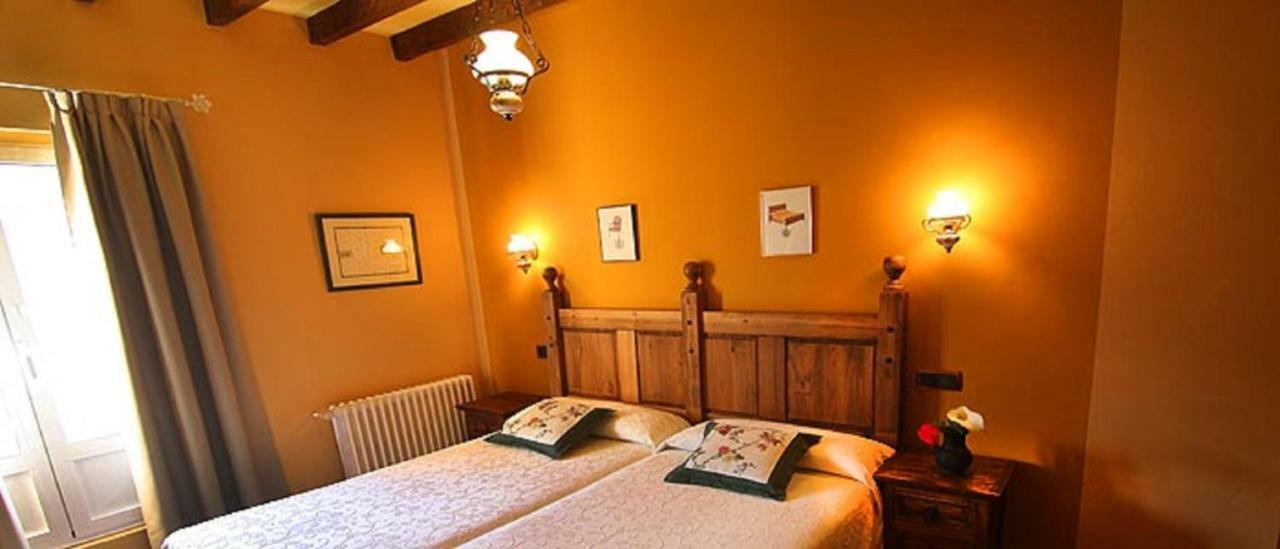 Affittacamere La Casona De Sames Esterno foto