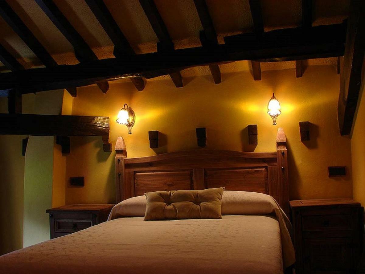 Affittacamere La Casona De Sames Esterno foto