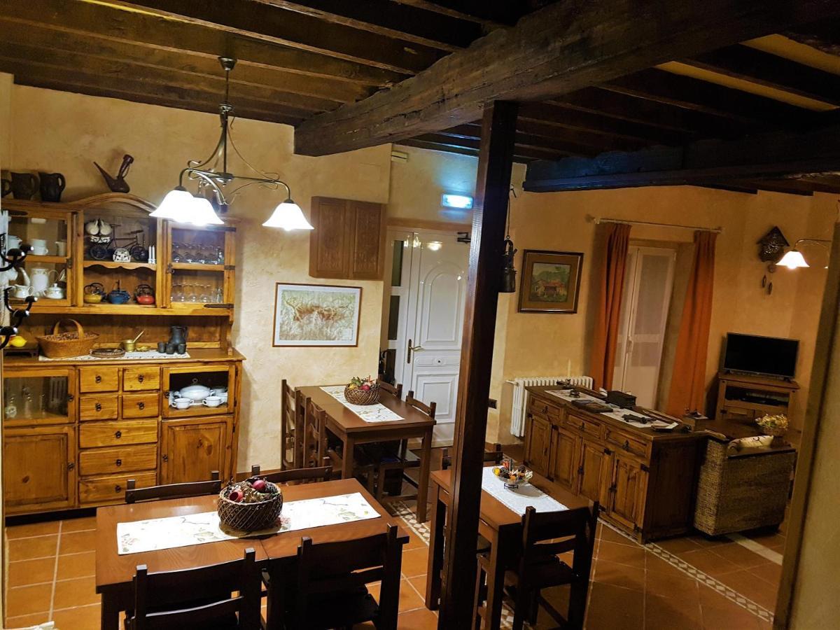 Affittacamere La Casona De Sames Esterno foto