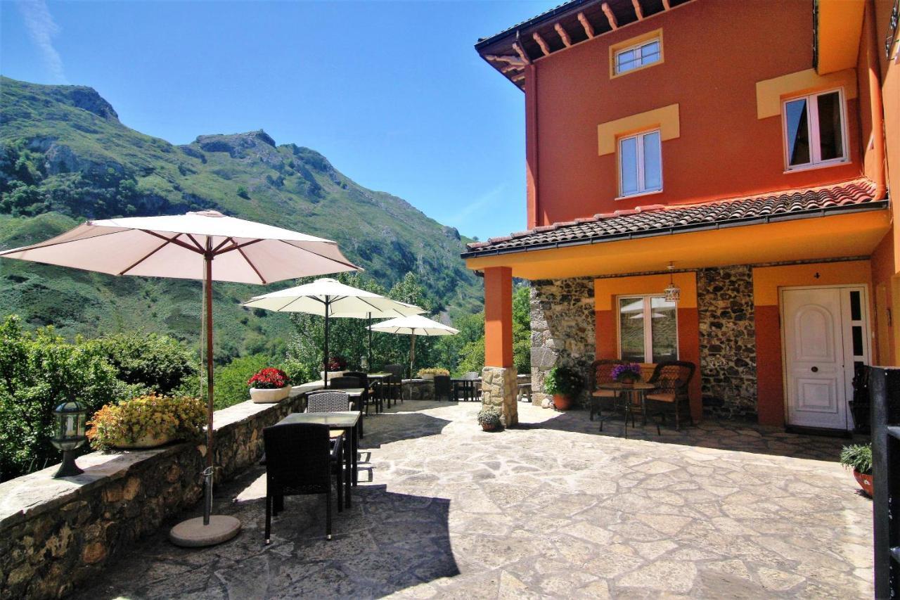 Affittacamere La Casona De Sames Esterno foto
